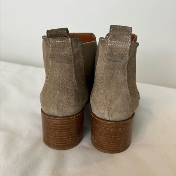 Everlane Suede Heel Boot - Picture 5 of 6